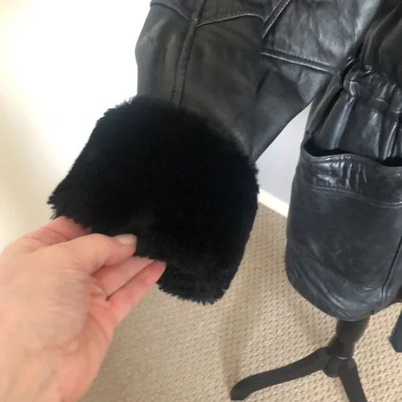 Miropa leather hooded coat - Picture 5 of 13